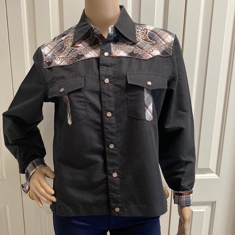 1901 Womens Small Western Button Front Black and Plaid Long Sleeve Shirt